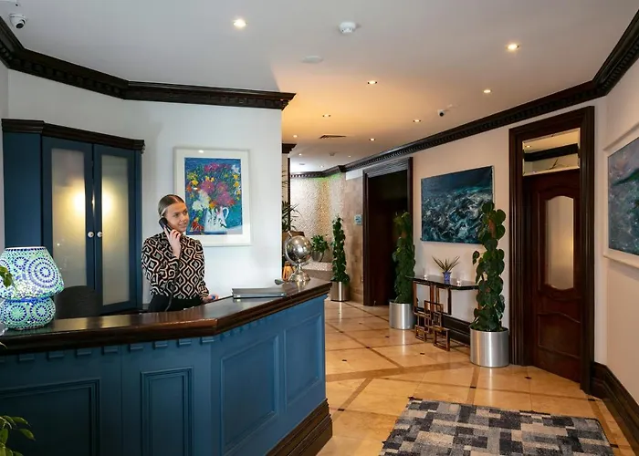 Hotel Harbour & Leisure Centre Schull