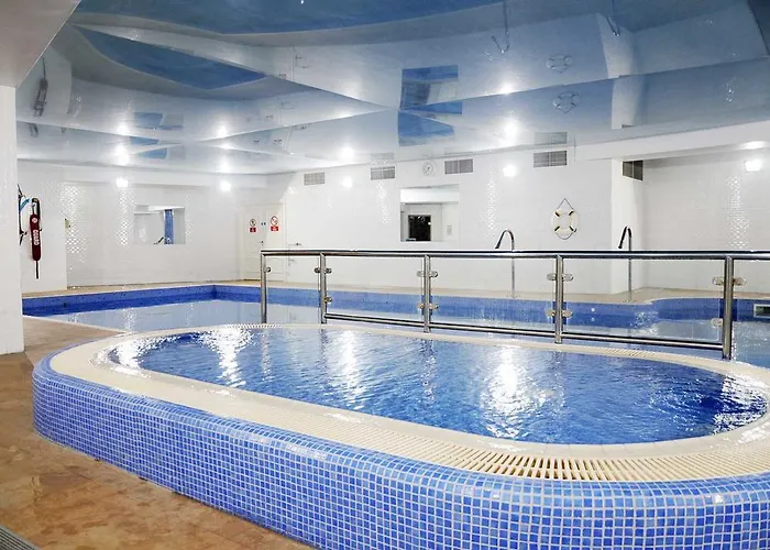 Harbour & Leisure Centre 호텔