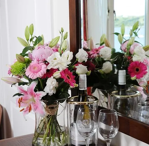 Harbour & Leisure Centre Отель