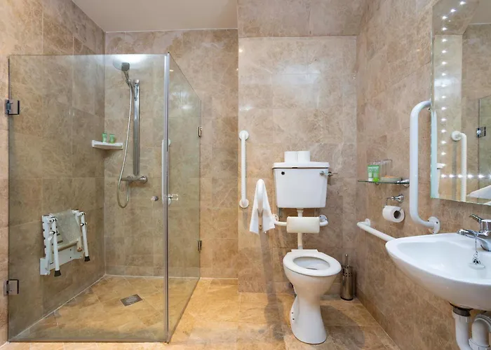 Harbour & Leisure Centre 3*