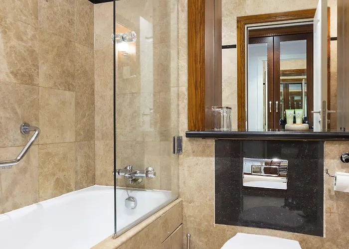 Harbour & Leisure Centre Hotel Schull