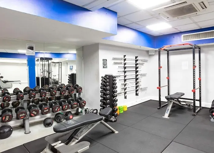 Harbour & Leisure Centre 3* Скалл